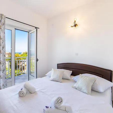 Apartamento Teo Brist