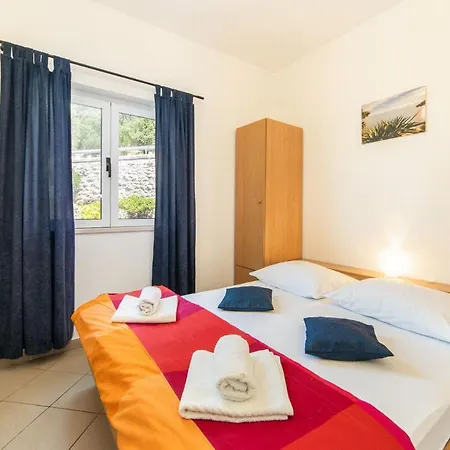 Teo Apartamento Brist
